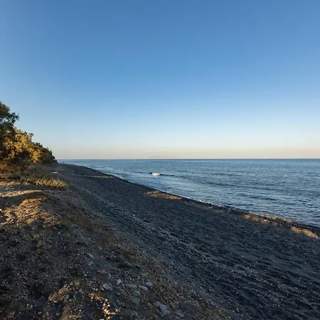 別荘 House On The Black With Sea View And Parking