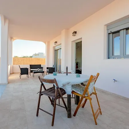 House On The Black With Sea View And Parking Agios Georgios (Santorini)