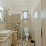 Semesterbostad House On The Black With Sea View And Parking Agios Georgios (Santorini)