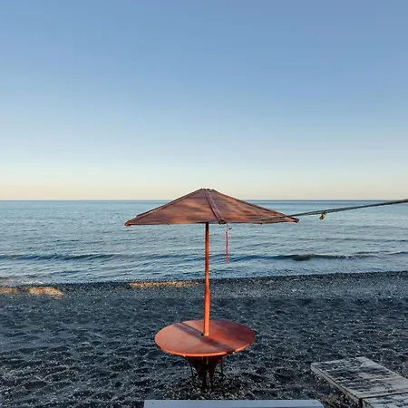 Hébergement de vacances House On The Black With Sea View And Parking Agios Georgios (Santorini)