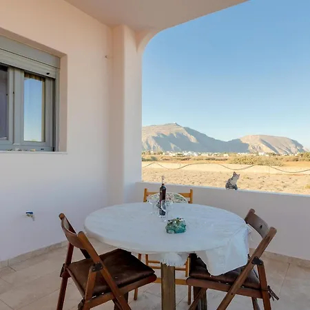 House On The Black With Sea View And Parking Agios Georgios (Santorini)