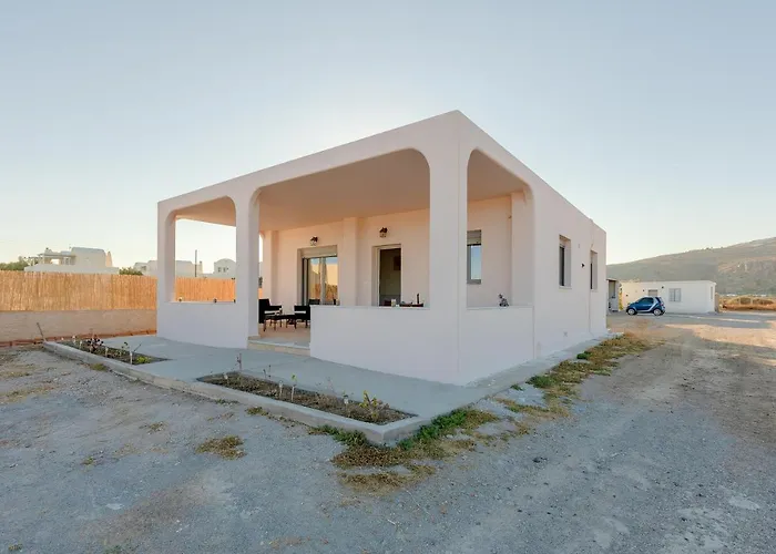 House On The Black With Sea View And Parking